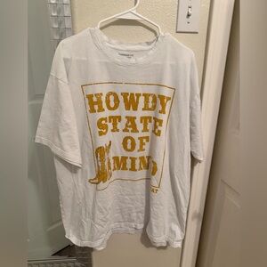 Ariat Women’s Howdy State Of Mind Oversized T-Shirt Size Medium
